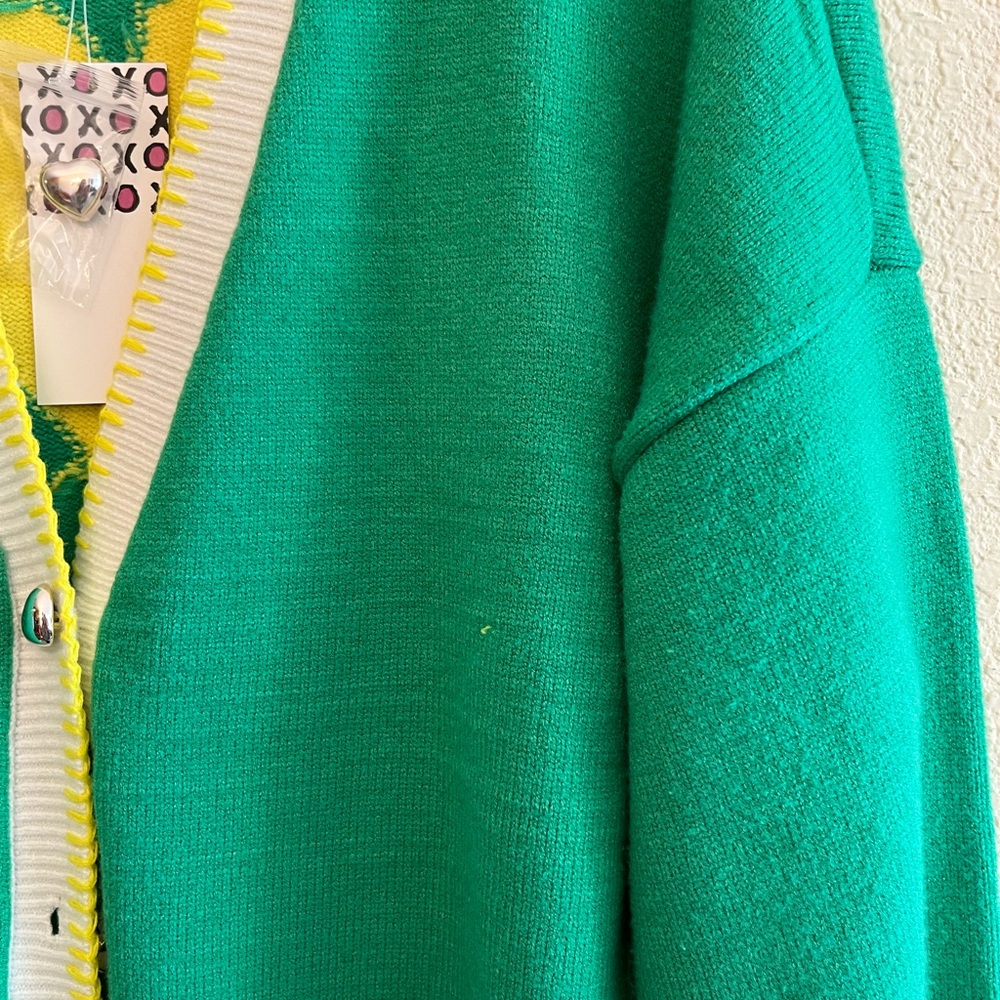 Kerri Rosenthal XOKR Sunshine Sweater XL runs small. Big medium in my opinion - Picture 4 of 9